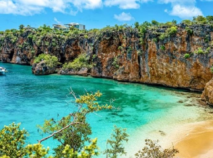 Anguilla launch online booking and payment for licensed taxi and chauffeur transfers